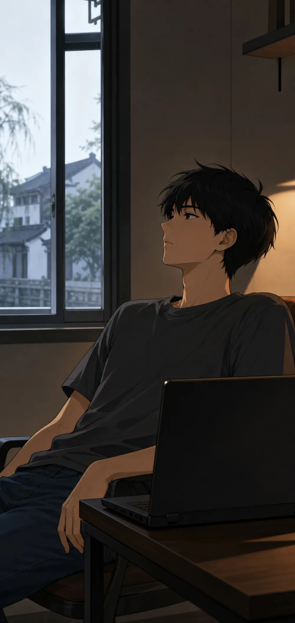 「这不像是临时搭的，更像是早就留在那里的通道。」